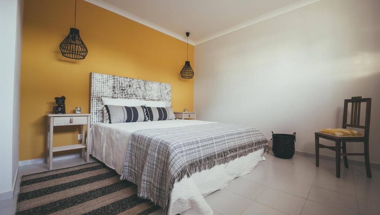 Vila Milreu Guest House Эштой Экстерьер фото